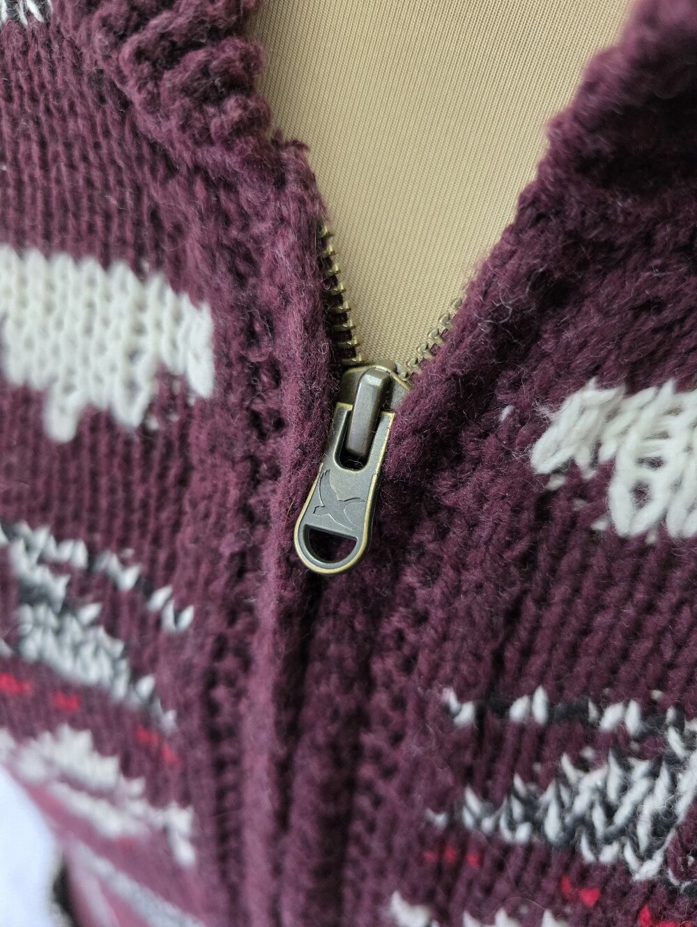 Eddie Bauer Wool Blend Fair Isle Cardigan L Burgundy Nordic Scandi Full Zip - Picture 6 of 13